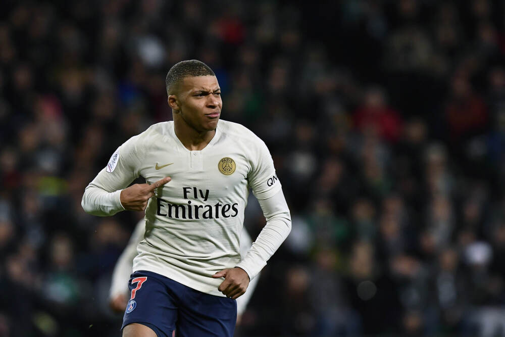 突发！委内瑞拉首都接连传出爆炸声 有防空警报响起